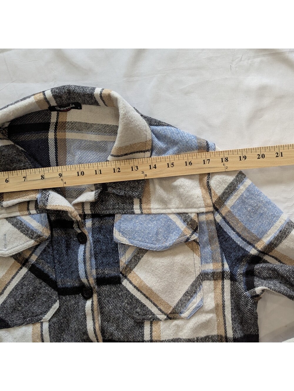 Shawnda Womens Cropped Plaid Flannel Shacket Jacket Small S Blue Tan Button Down - Picture 7 of 9